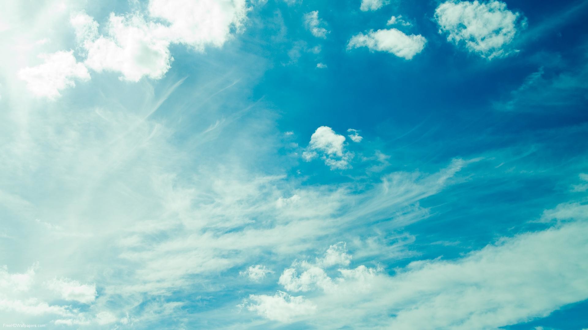 Hình nền bầu trời xanh sẽ mang đến cho bạn cảm giác thư giãn và yên tĩnh khi nhìn vào màn hình. Hãy trang trí cho máy tính của bạn bằng hình ảnh bầu trời xanh tuyệt đẹp này và cảm nhận sự thanh thản mà nó mang lại.