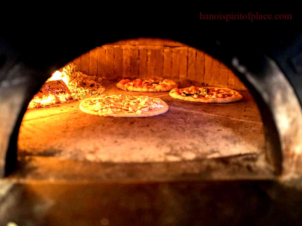 Top Coal-Fired Pizza Joints in NYC
