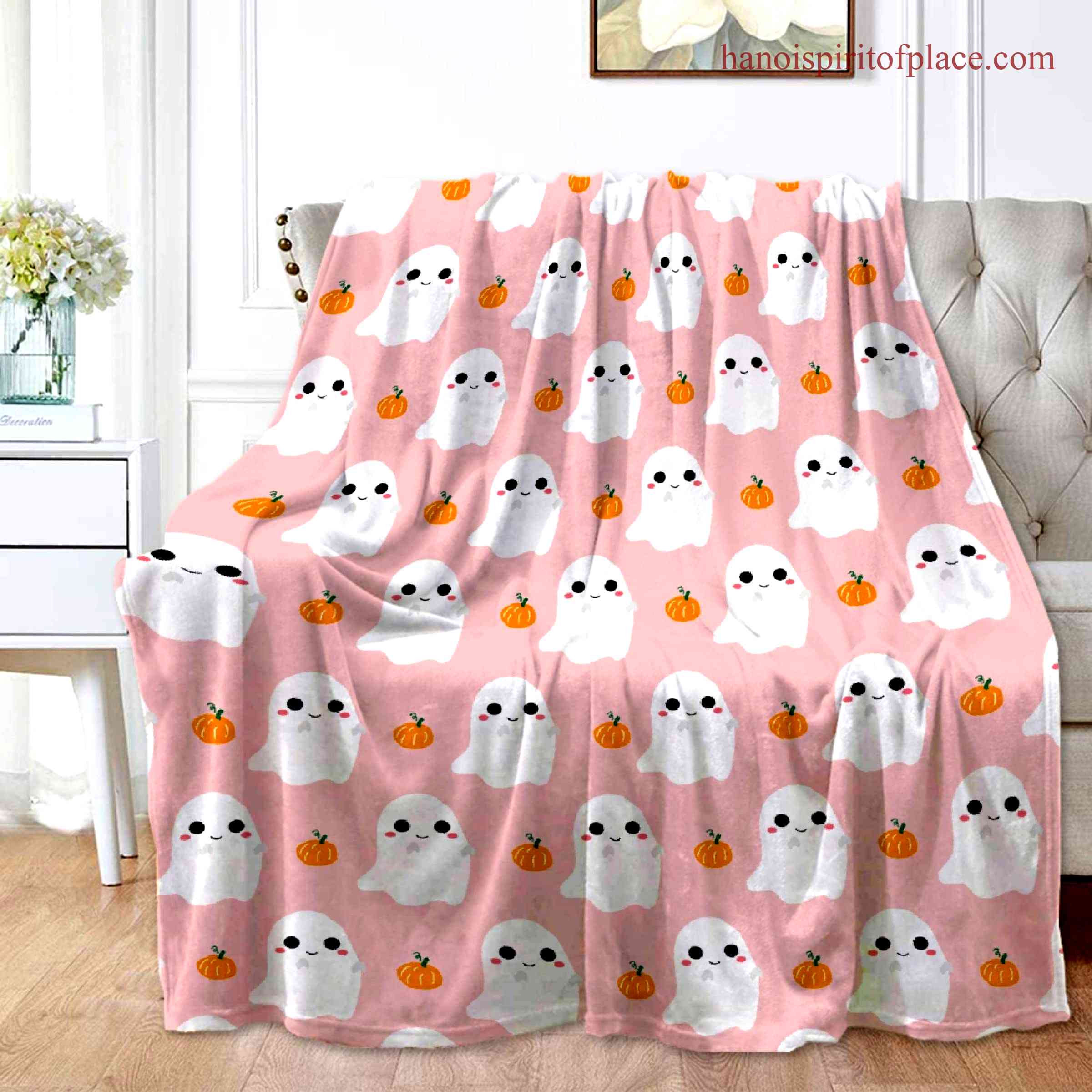 Discover the Viral Pink Ghost Blanket – Cozy & Trendy!