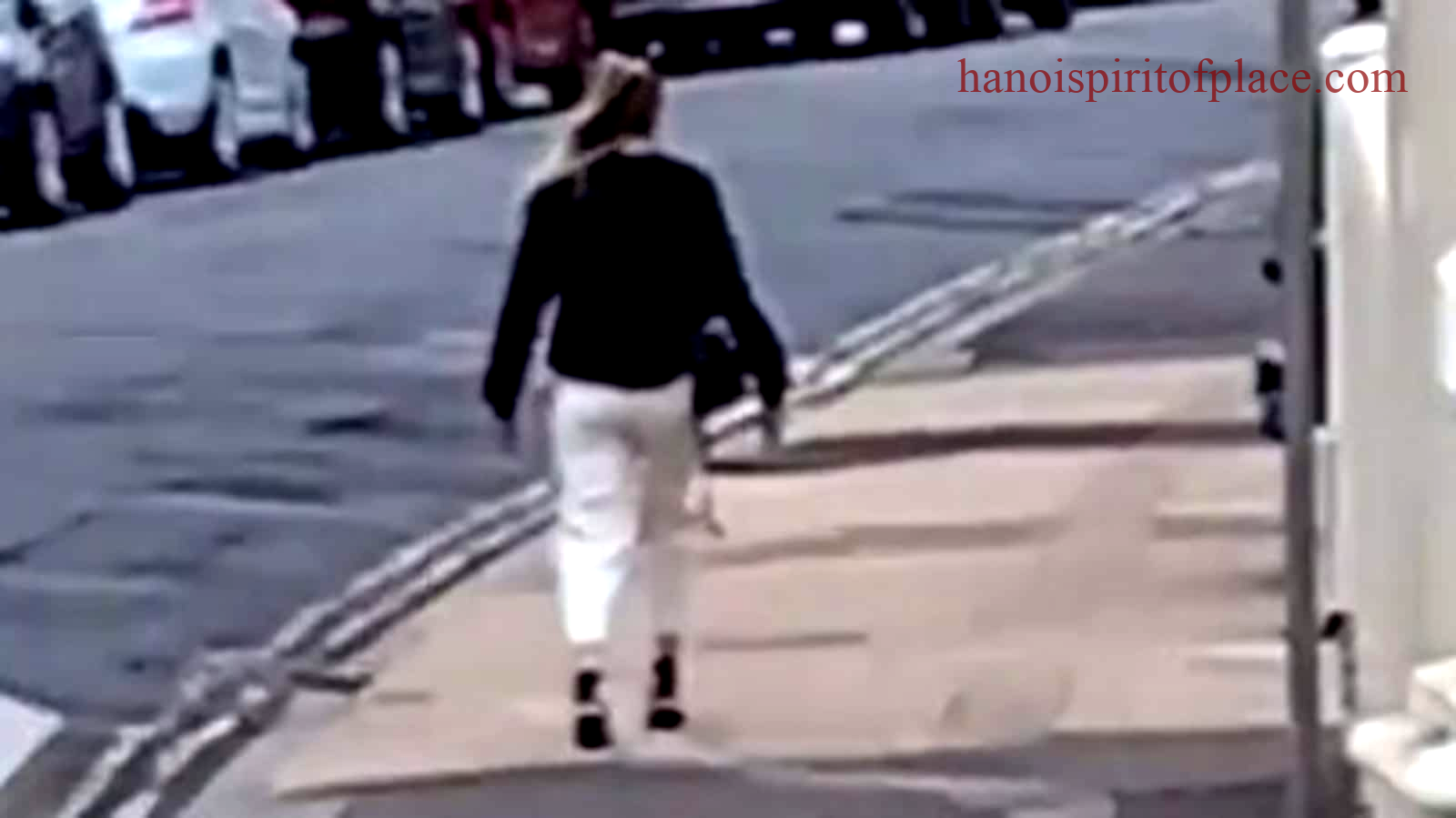 Woman Frozen in Street Video: Unveiling the Captivating Moment