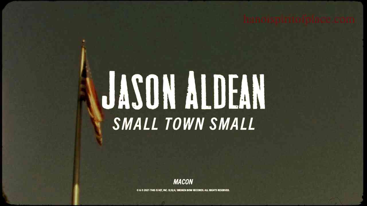  Overview of Jason Aldean's Small Town video 