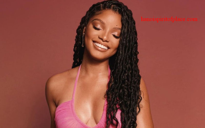 Halle Bailey Pregnancy Photo – Embracing a New Life