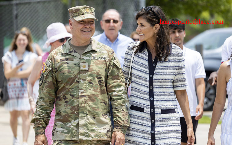 Nikki Haley husband photo