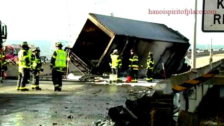 Causes of Dumbarton Bridge Crashes