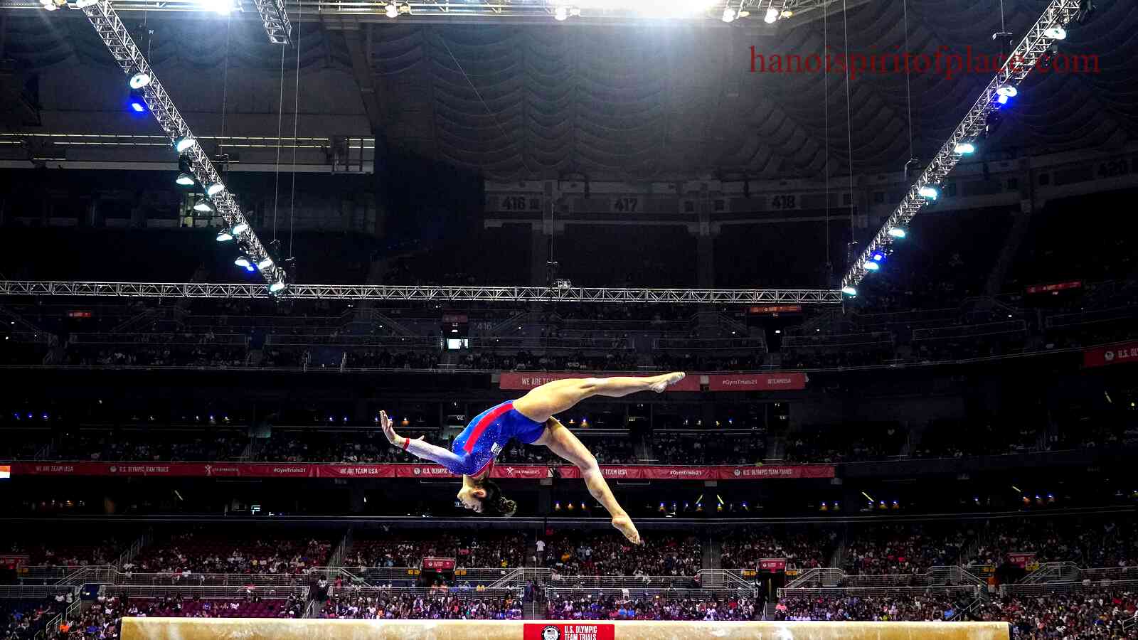 Incident – Female Gymnast Fell from a Height into the Arena