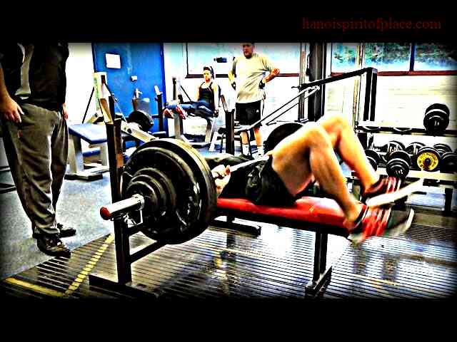 Factors Contributing to Bench Press Accidents